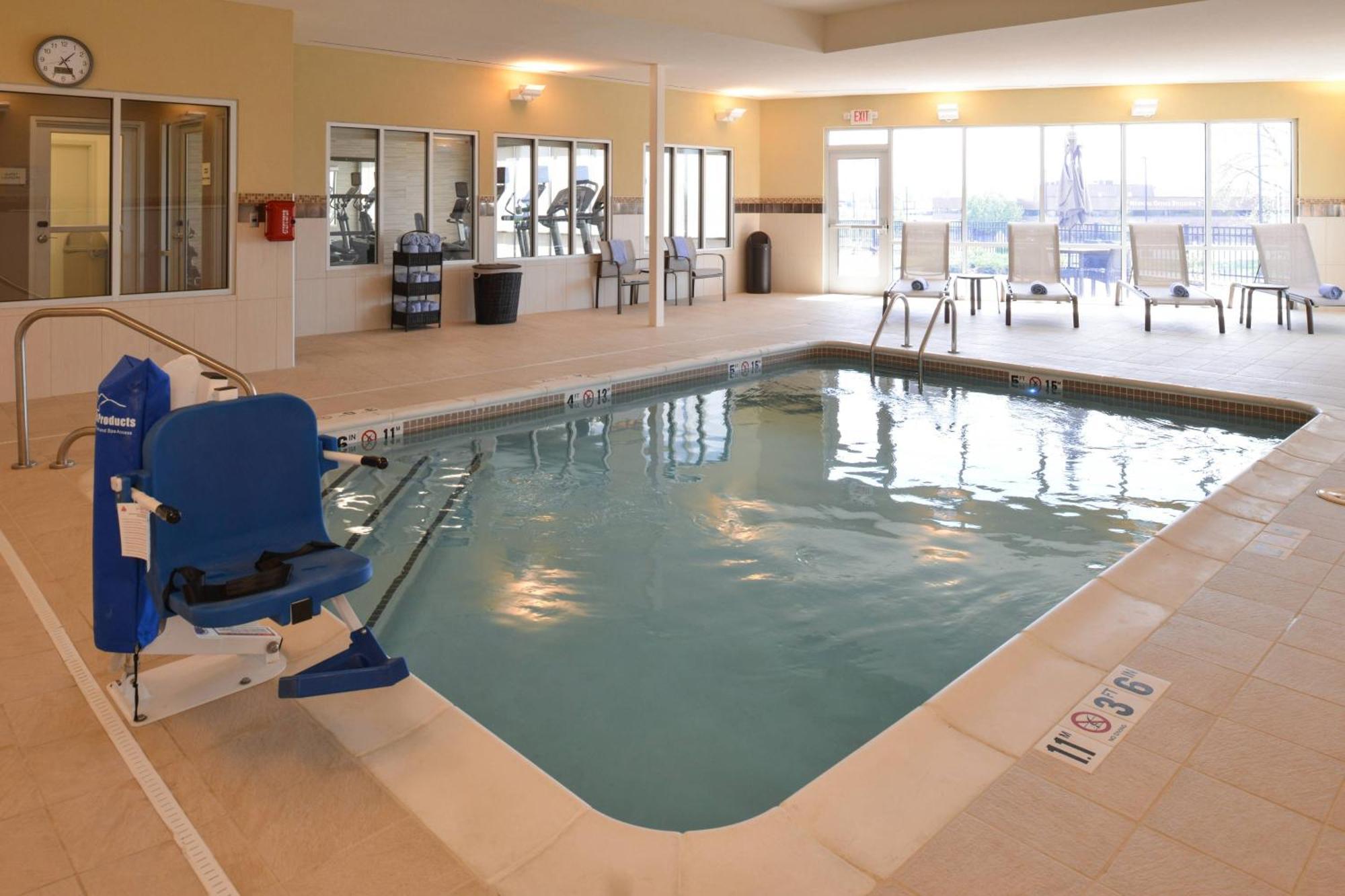 Hotel Courtyard By Marriott St. Louis St. Peters Saint Peters Esterno foto